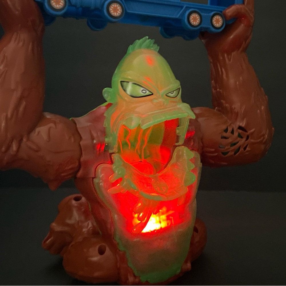 Hot Wheels Toxic Gorilla Bus Slam Action Figure Lights Sounds Gorilla WORKS - Picture 13 of 14
